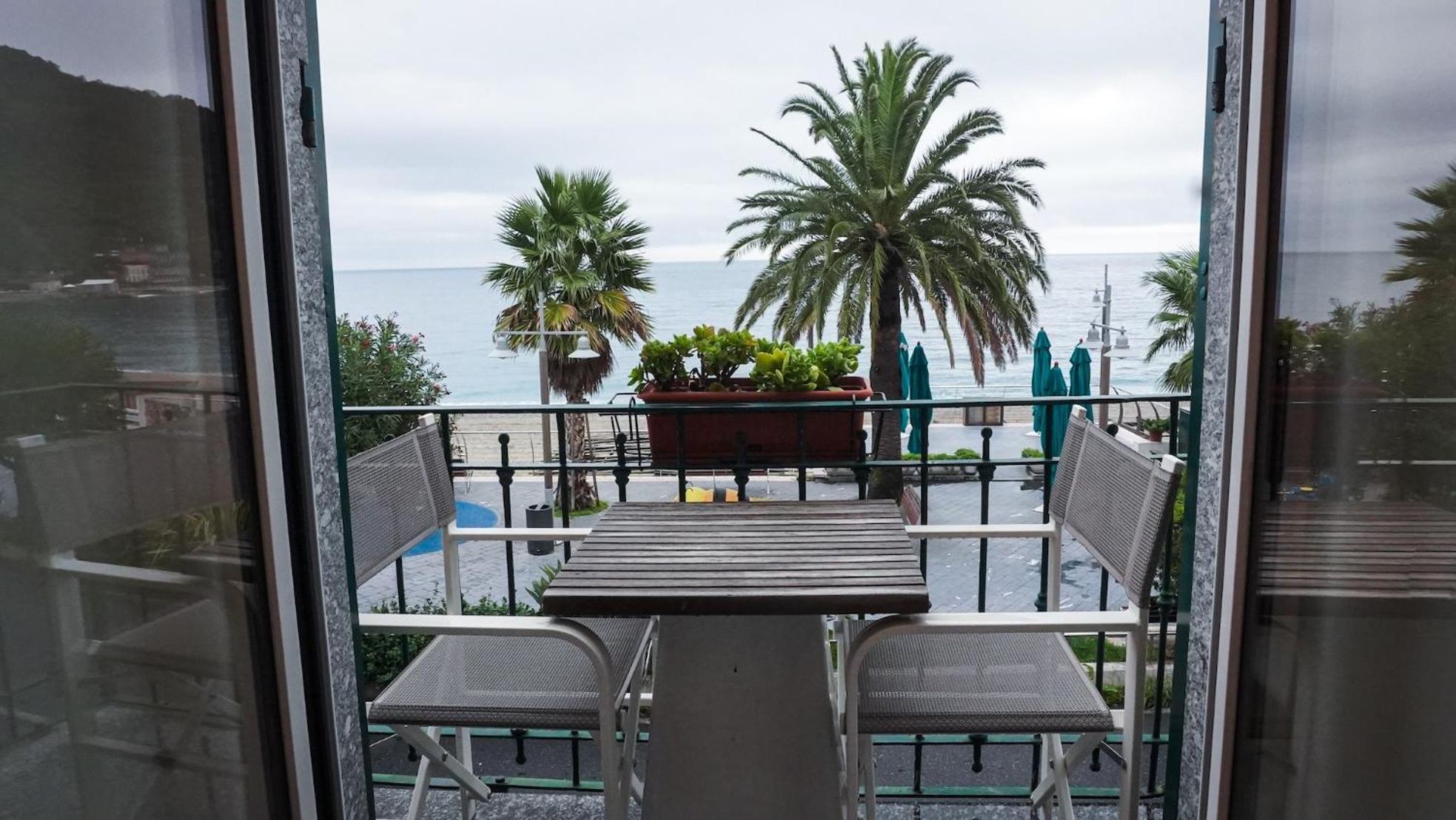 Ca' De Tobia Bed & Breakfast Noli Exterior photo